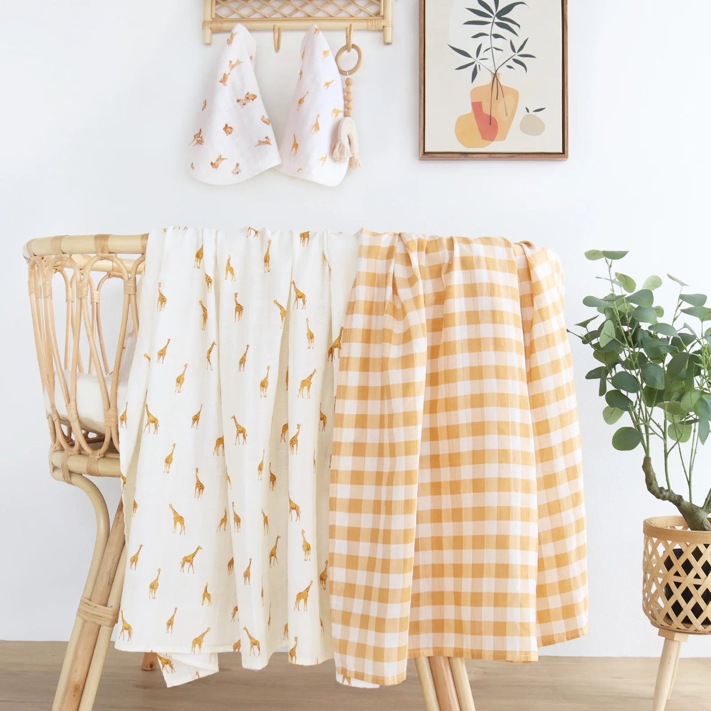 Wickeltuch-Set aus Bambus-Bio Baumwoll-Musselin(Giraffe/ Kariert)